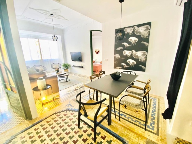 3 Bedrooms Apartment