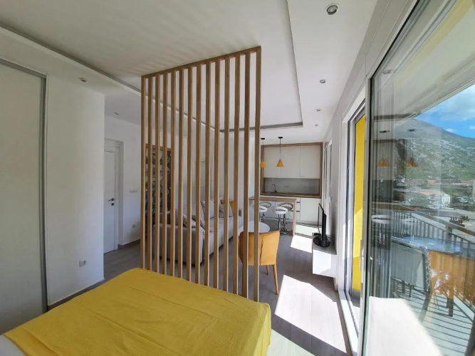 Viola lux apartments