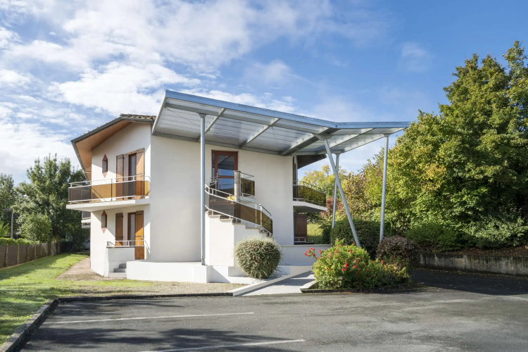 Sure Hotel by Best Western Saintes