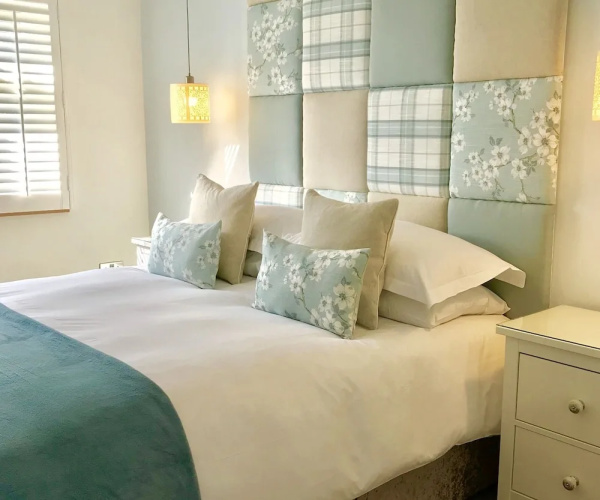 Channel View Hotel