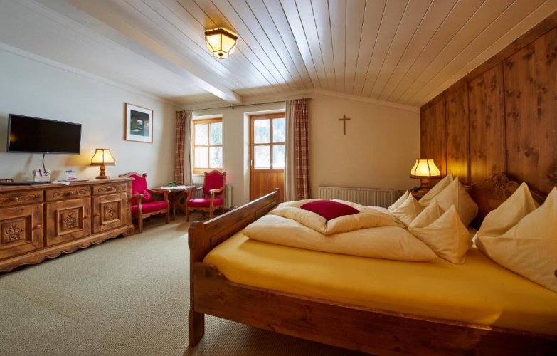 Standard Double room with balcony and with view