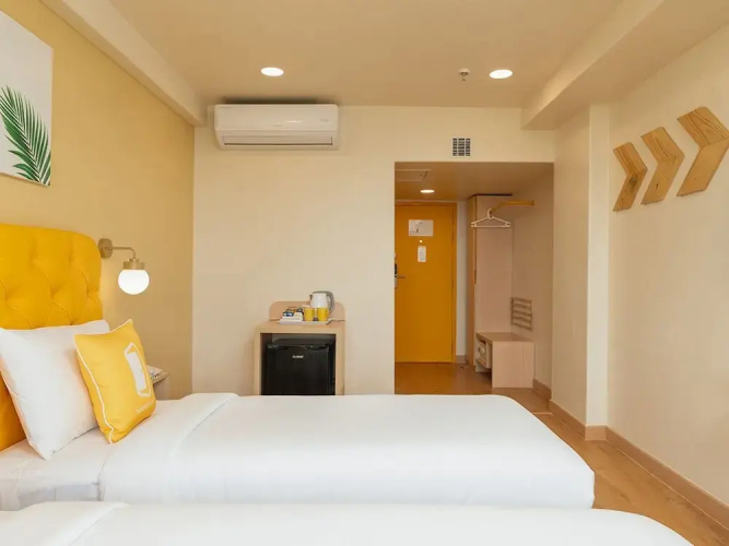 Bloom Hotel SG Highway