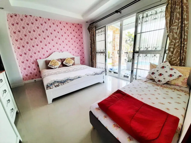 บ้านคาราโอเกะ พูลวิลล่า หัวหิน 3 ห้องนอน (สระส่วนตัว พัก 2-15คน)