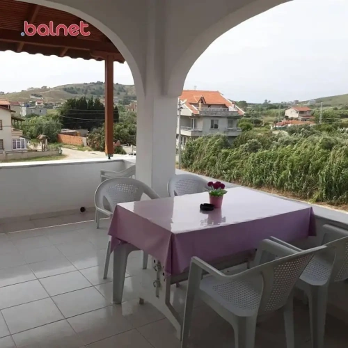 Apartment with balcony