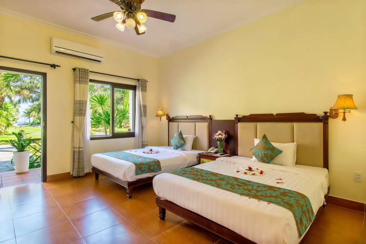 Tropical Beach Hoi An ResortOver view