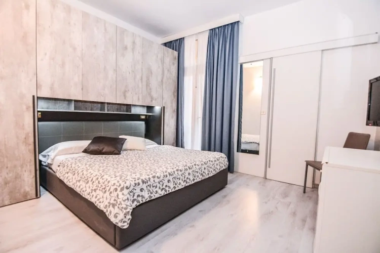 Standard Double room with balcony