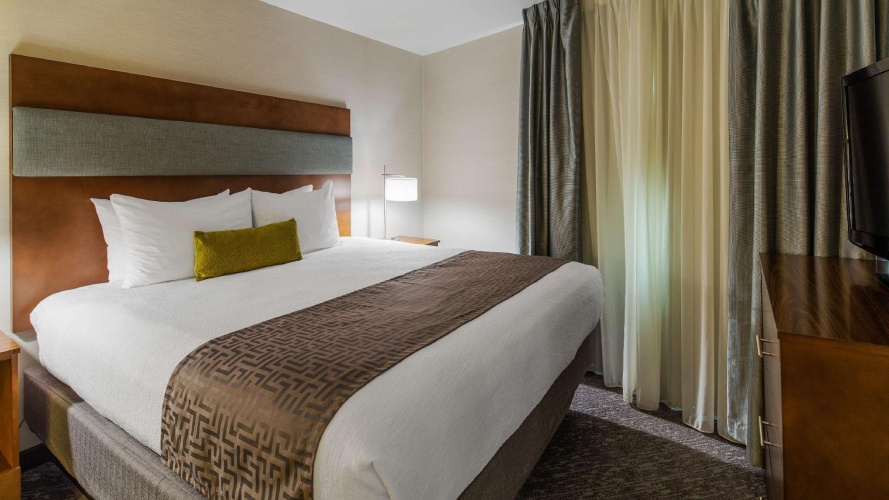 1 Bedroom Double Suite