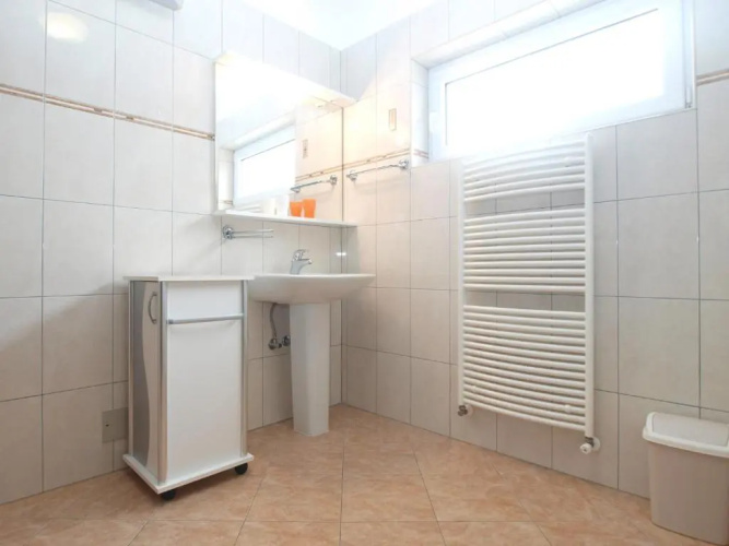 Apartment Alma 1600