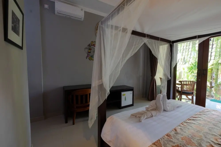1 Bedroom Standard Double room with garden view