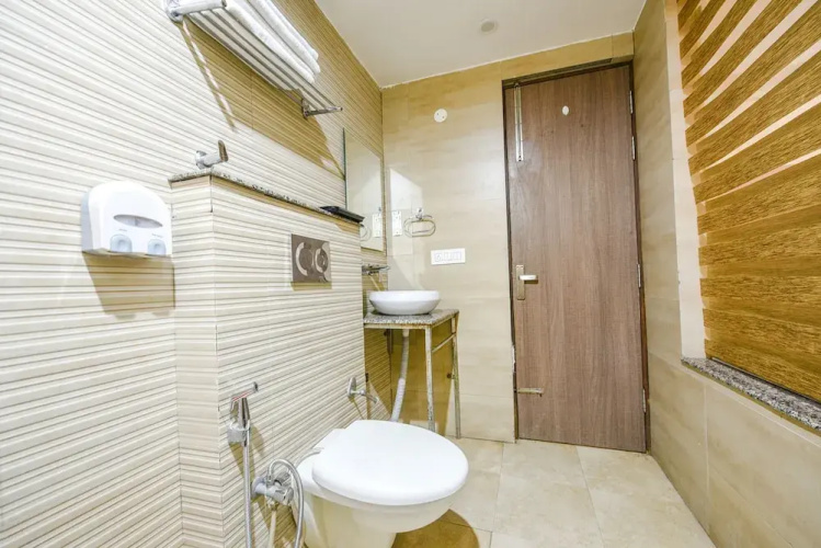 Hotel Viraj Inn