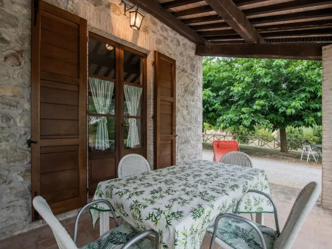 Apartment in Villa With Swimming Pool
