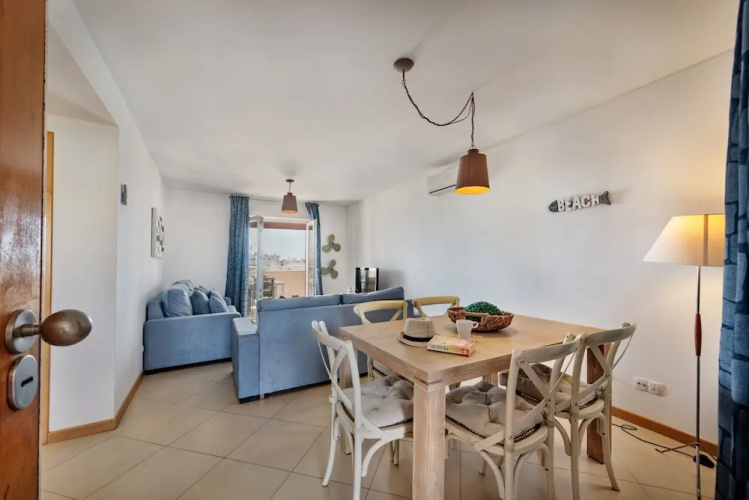 CG 73C - Penthouse - Cabanas Gardens