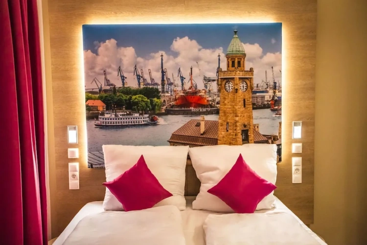 1 Bedroom Comfort Triple room with courtyard view