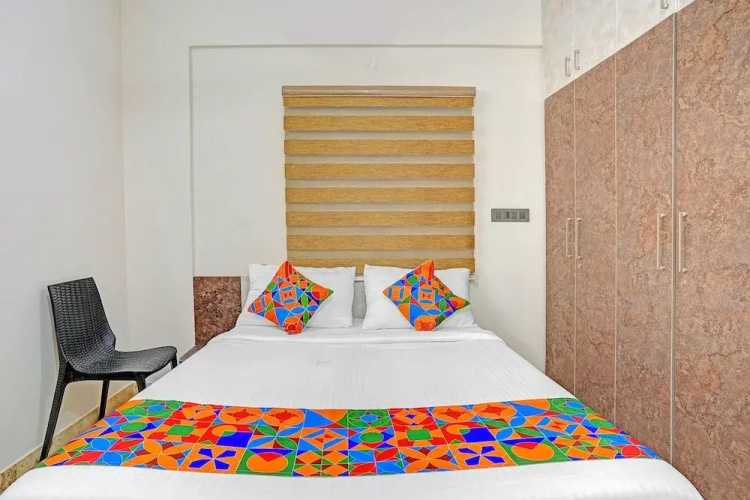 Fabhotel Metro Grand