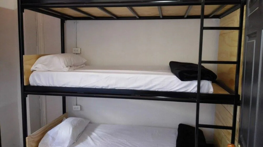 Real Hostel