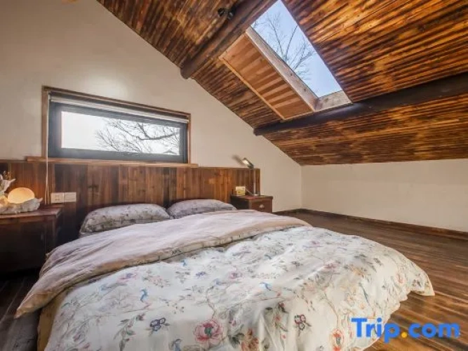 4 Bedrooms Apartment with lake view