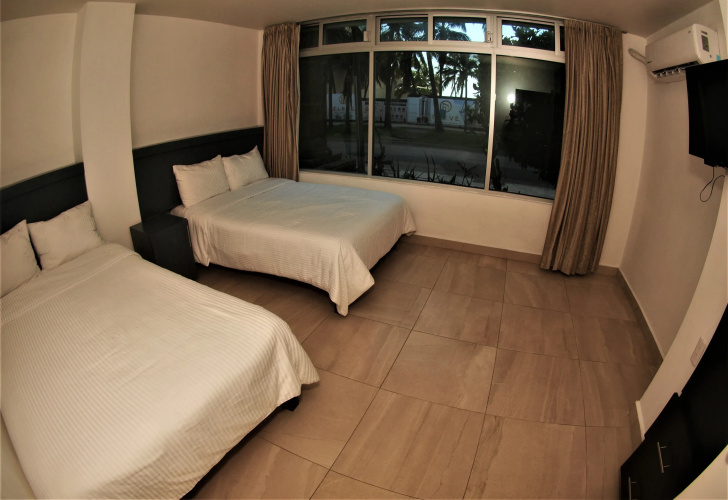 Hotel Solamar Inn