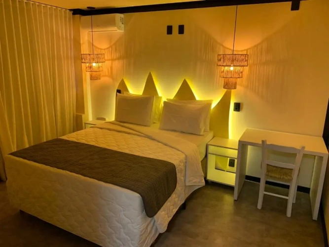Deluxe Suite