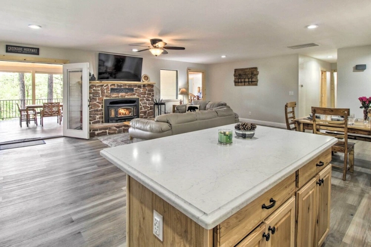 3 Bedrooms Cottage