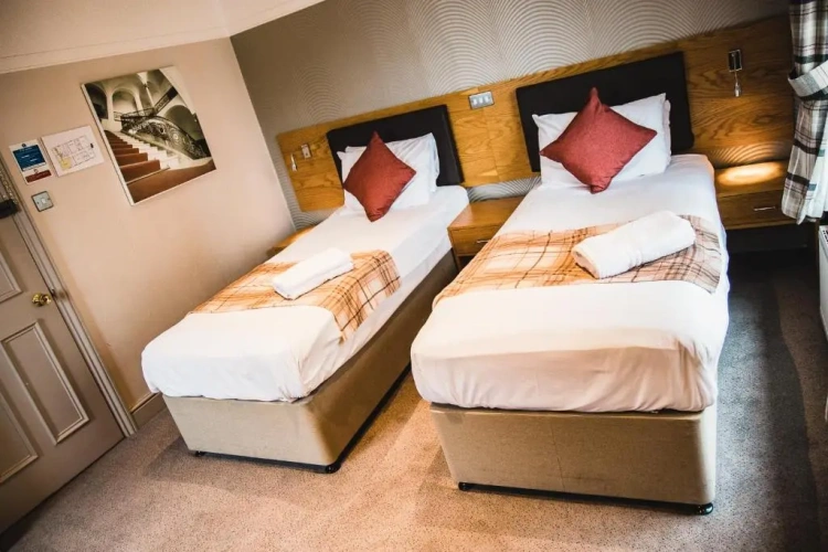 Standard Twin room