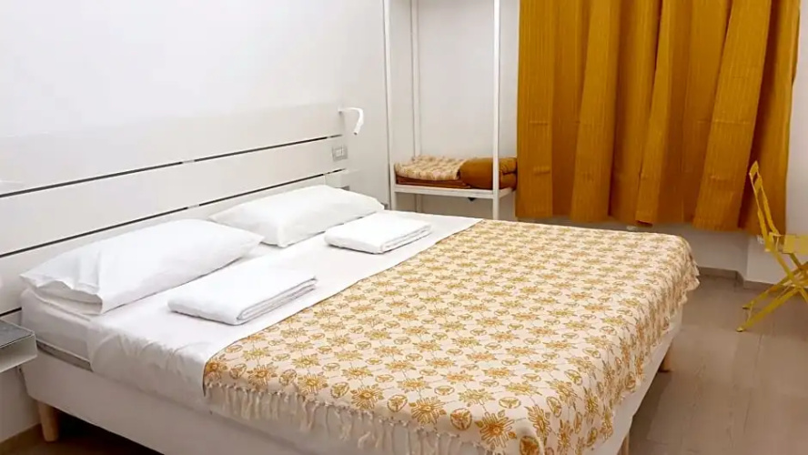 Central Savona B&B