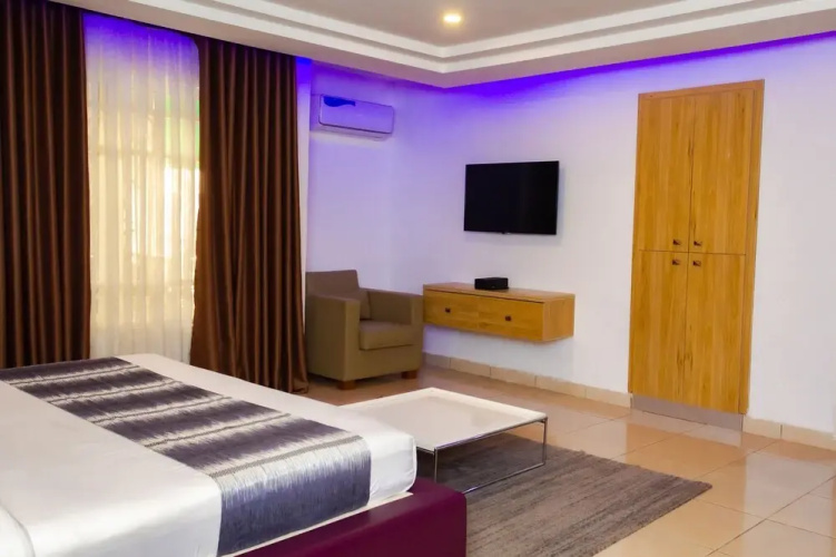 Shartell Hotels Jos
