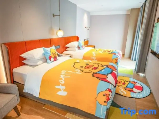 Twin Family Suite
