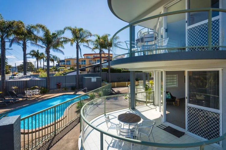 The Palms Apartments