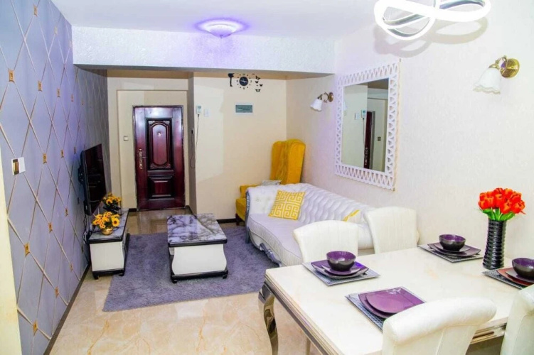 Lux Suites Marcus Garden Apartments