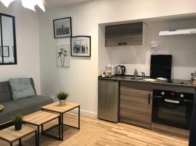 1 Bedroom Apartment