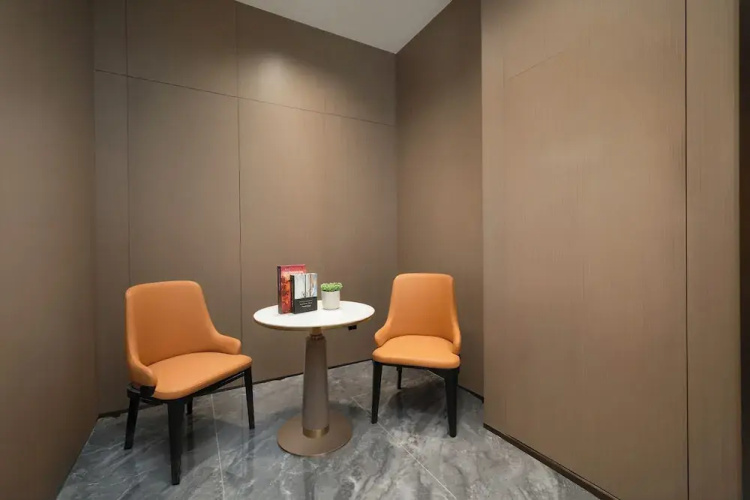 Licheng Platinum Hotel