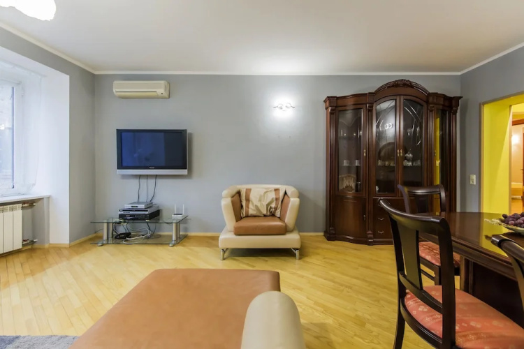 Apartment on Khreshchatyk