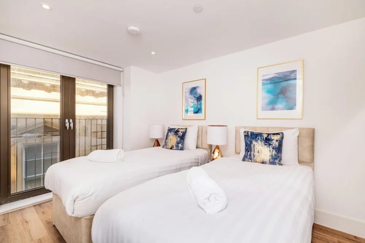 4 Bedrooms Standard Triple Penthouse room