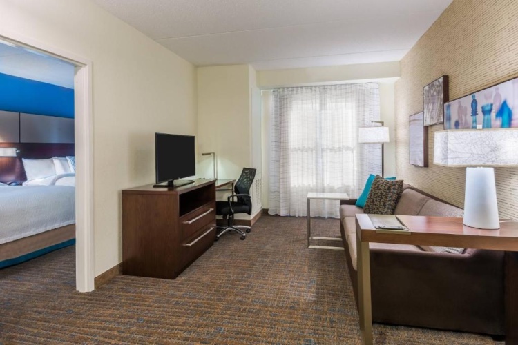 1 Bedroom Suite