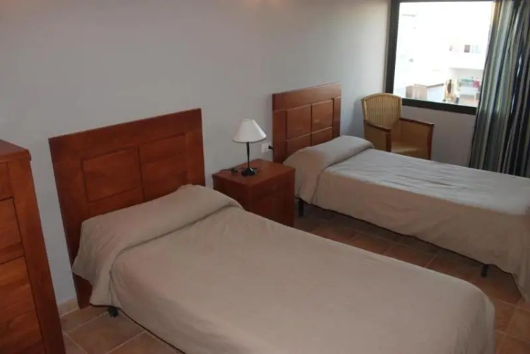 2 Bedrooms Quadruple Apartment with balcony