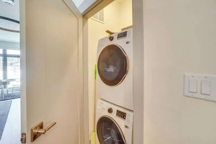 Modern Winter Park Condo w/ Community Hot Tub!