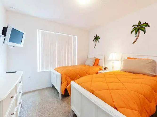 Disney Area Executive Plus Homes