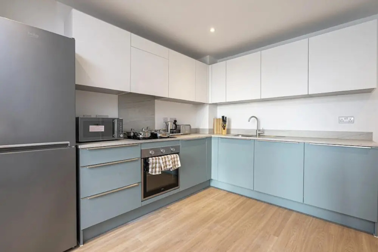 Spacious Central Apartment