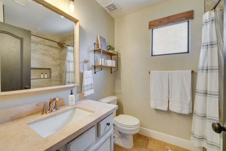 Phoenix Vacation Home w/ Private Pool Near Hiking!