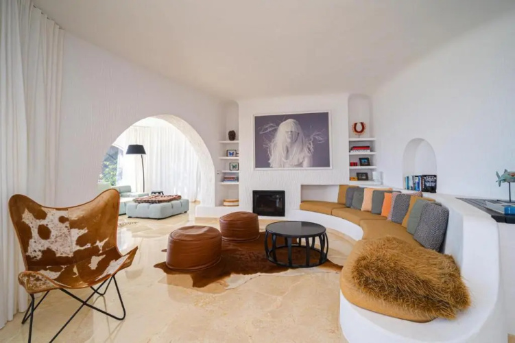 VERTIGO- Managed by Almarina