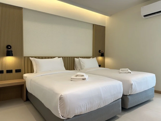 Standard Twin room with balcony