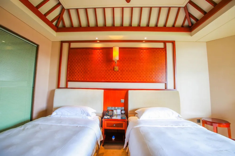 Qionghai Bay Bonreal Hotel