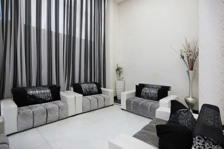 Hotel Grand Harshal