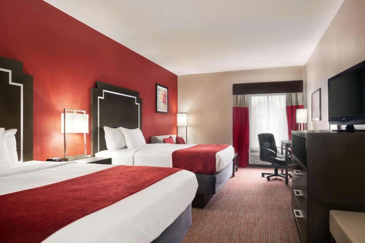 Standard Quadruple room