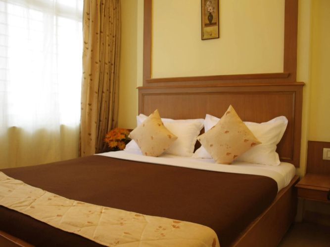 Hotel Roopa