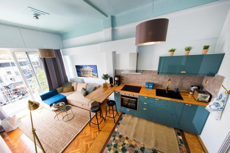 Your Home under the Acropolis Roofdeck