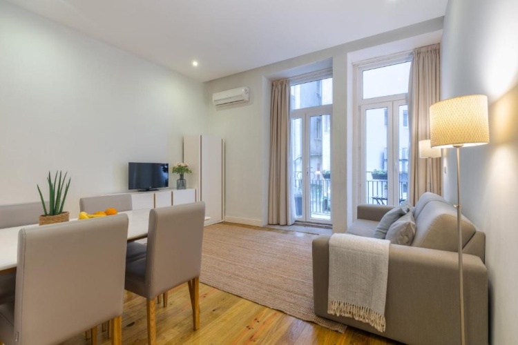 Deluxe Apartment