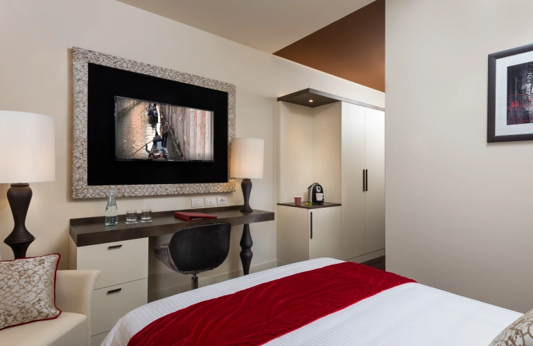 Guest rooms