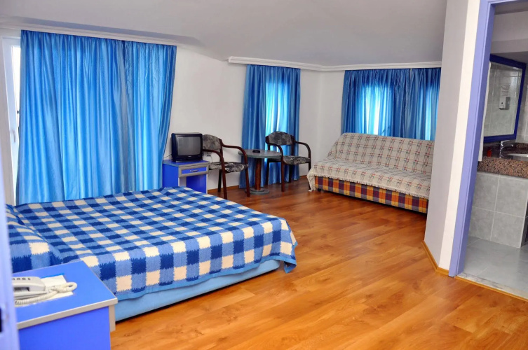 Blue Night Hotel