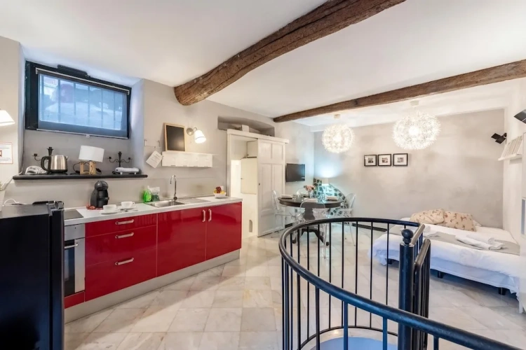 Standard Apartment